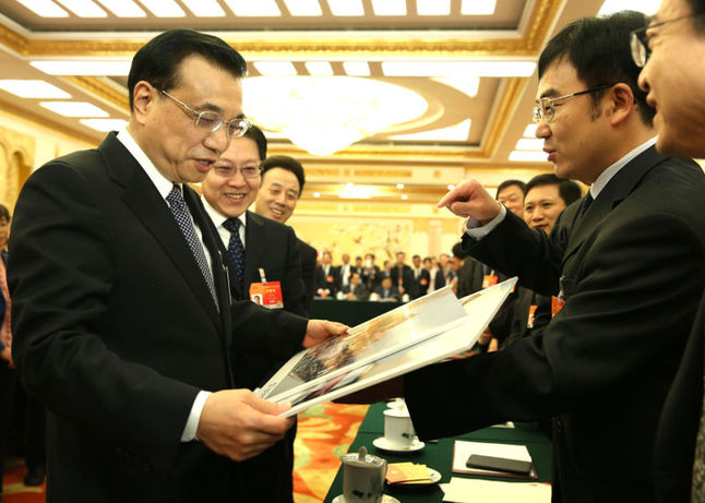 李克強：今年財政政策或比政府工作報告中表述更積極