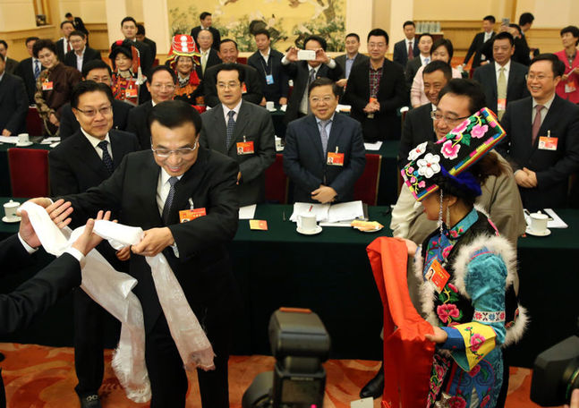 李克強：今年財政政策或比政府工作報告中表述更積極