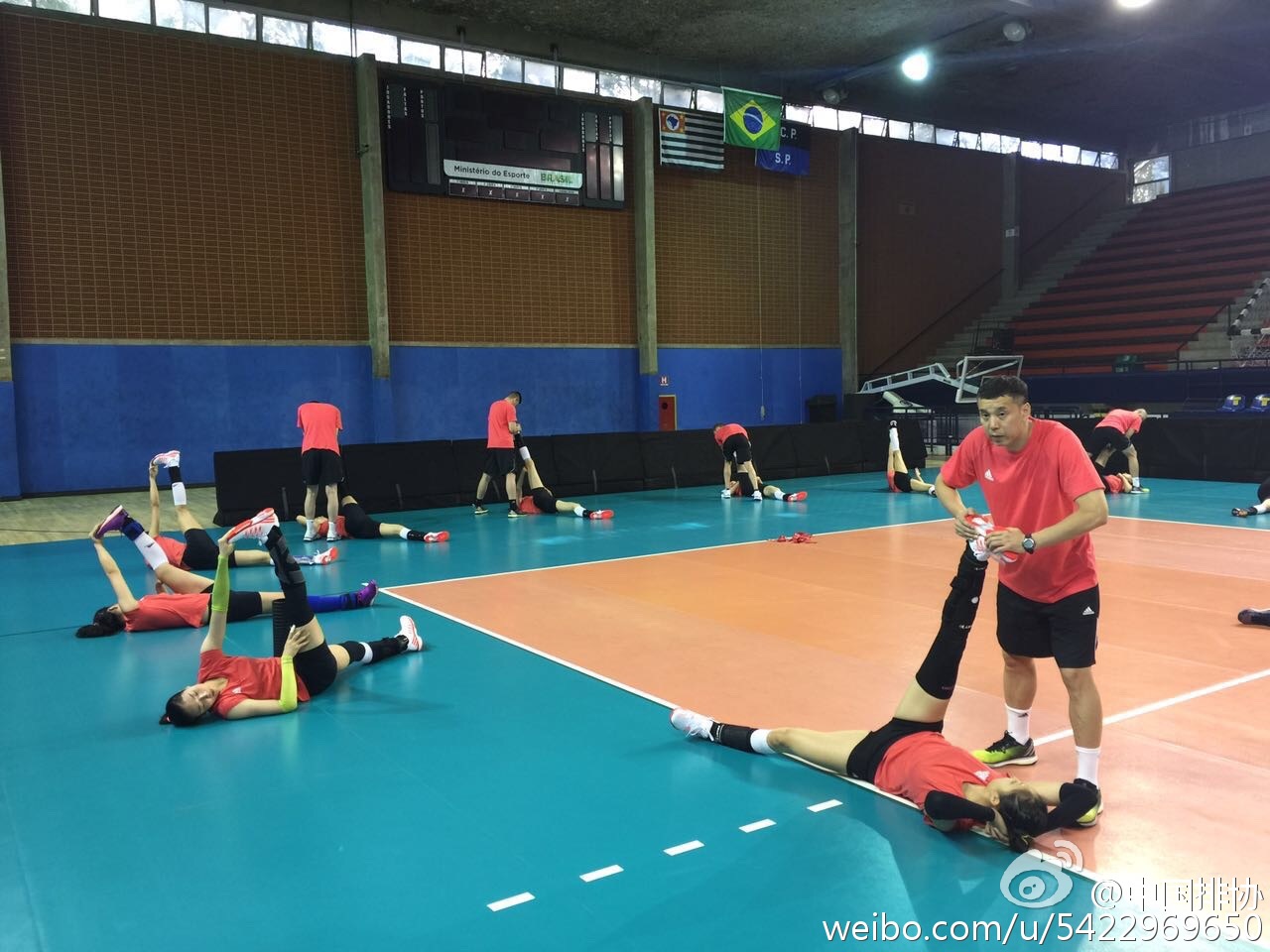 女排順利飛抵里約 圣保羅訓練營賽前忙備戰