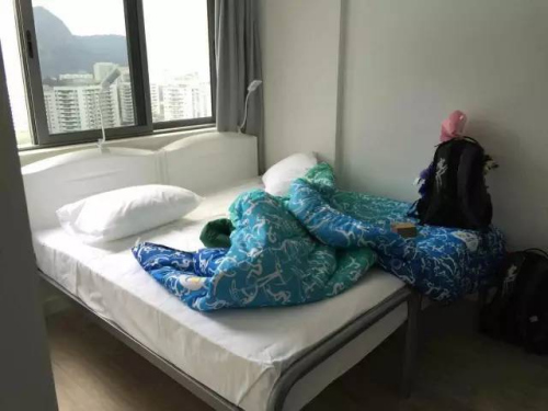 在奧運村閑逛能遇到誰？ 寧澤濤溜達(dá)似“老干部”