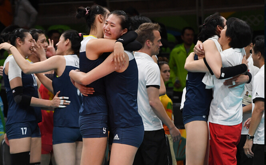 中國女排3-1大勝荷蘭 郎平賽后評價戰(zhàn)況