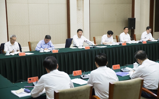 【習主席新年賀詞系列解讀一】辭舊迎新，習大大心中牽掛著誰？