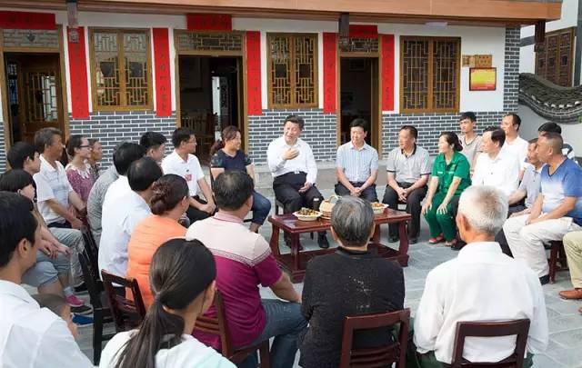 習近平：以人的城鎮化為核心