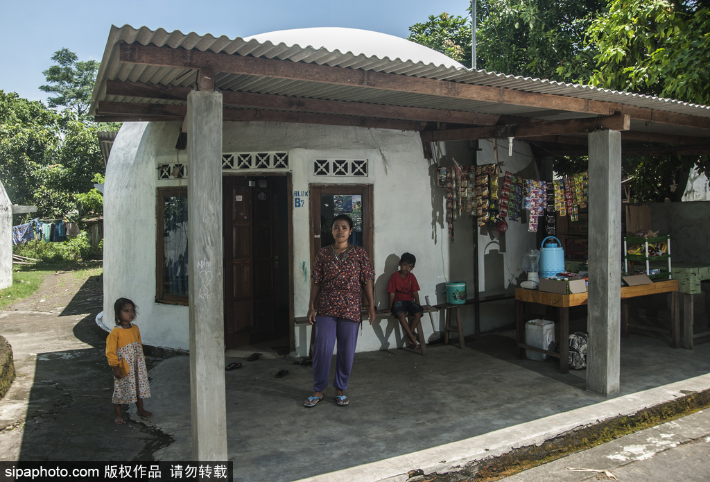 印尼海嘯十年后的災民村 圓頂房屋造型奇特成旅游景點