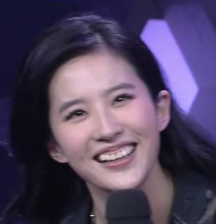 她是最美?；佒盗耗滩杳妹?因參加何炅的節目形象崩塌