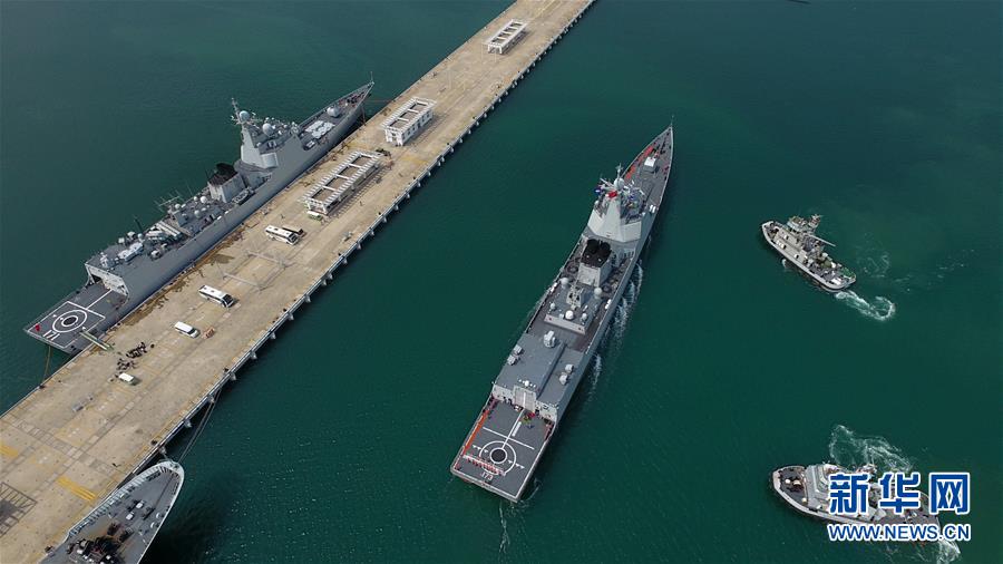 海軍南海艦隊(duì)遠(yuǎn)海訓(xùn)練編隊(duì)完成任務(wù)返回三亞(組圖)