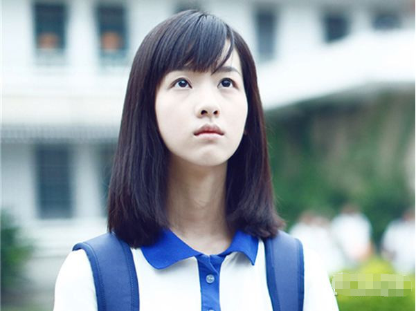 “第一?；?#8221;笑和不笑兩個樣 根本就是兩個人啊！
