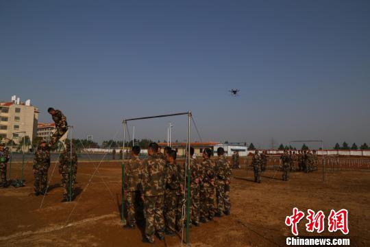 武警水電部隊(duì)大比武 動(dòng)用無(wú)人機(jī)實(shí)時(shí)監(jiān)控監(jiān)考