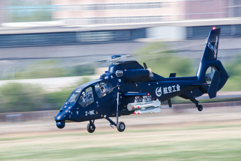 威武霸氣！直19E出口型武裝直升機(jī)首飛成功