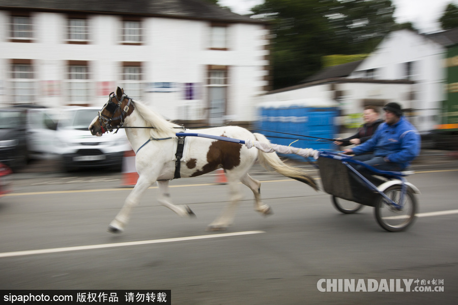 英國坎布里亞：阿普比馬市拉開帷幕
