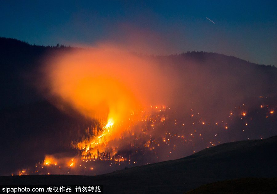 加拿大卑詩省山火蔓延 近7000人被疏散全省進入緊急狀態