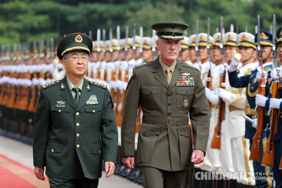 房峰輝為美軍參聯會主席鄧福德舉歡迎儀式