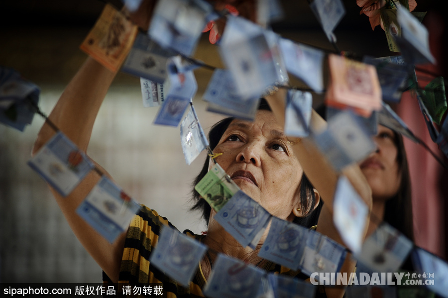 中秋將至 盤(pán)點(diǎn)那些與月亮有關(guān)的節(jié)日
