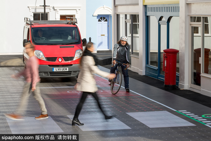 交通燈也智能！ 英國(guó)科學(xué)家發(fā)明過(guò)馬路新型系統(tǒng)
