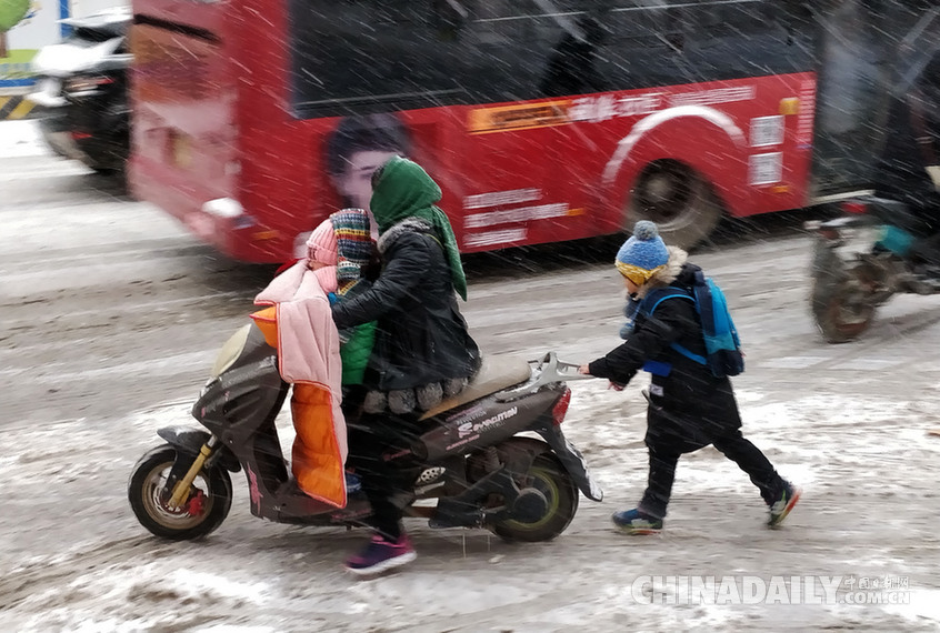 直擊我國(guó)多地迎來強(qiáng)降雪