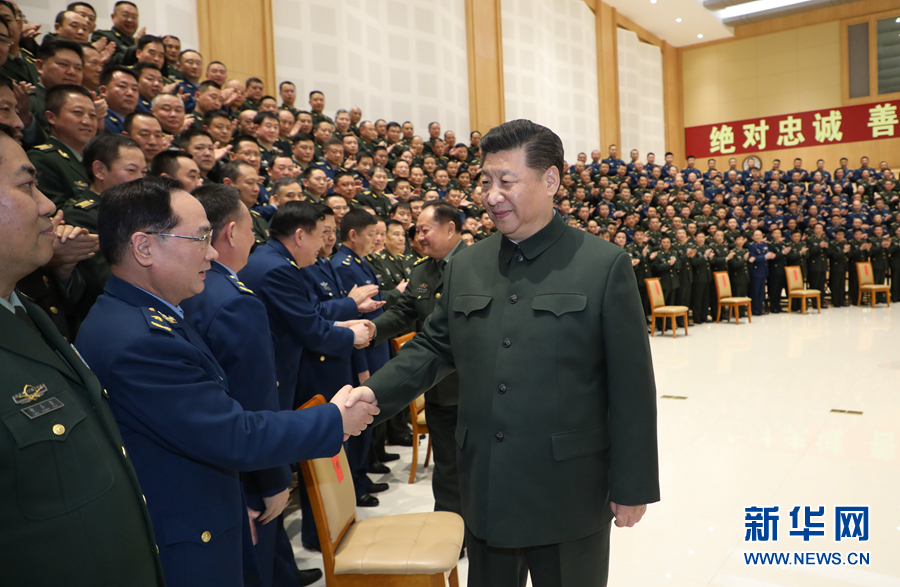 習近平春節前夕視察看望駐四川部隊某基地官兵
