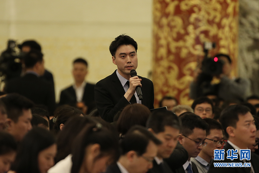 李克強：投資者不要聽信竹籃子也可以打一筐水的神話