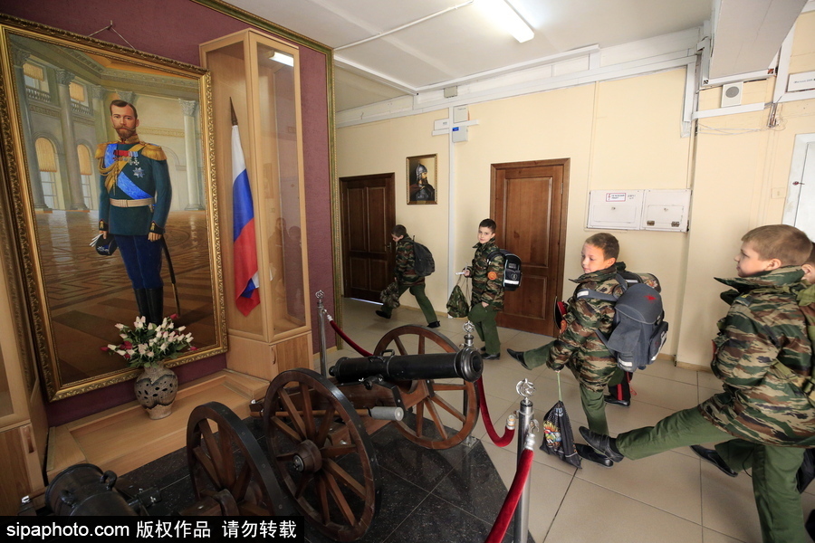 揭秘戰斗民族未來“警察”生活 走進尼古拉斯二世少年警官學校