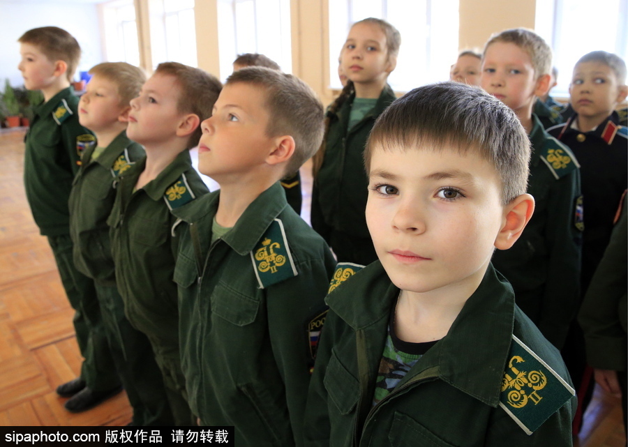 揭秘戰斗民族未來“警察”生活 走進尼古拉斯二世少年警官學校