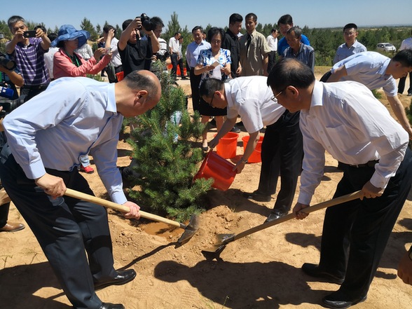 第24個世界防治荒漠化與干旱日紀念大會在榆林舉行