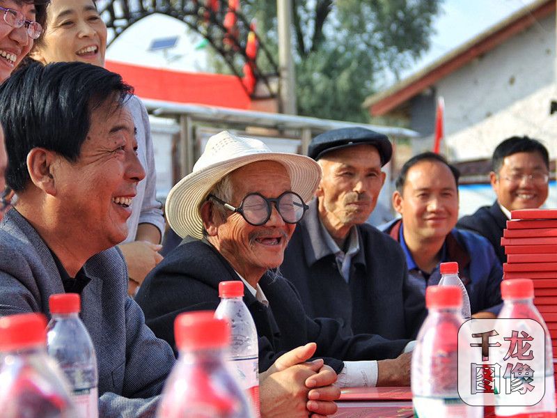 【網(wǎng)絡媒體走轉改】沈家?guī)X村：昔時“蘭州鎖鑰”見證今朝精準扶貧