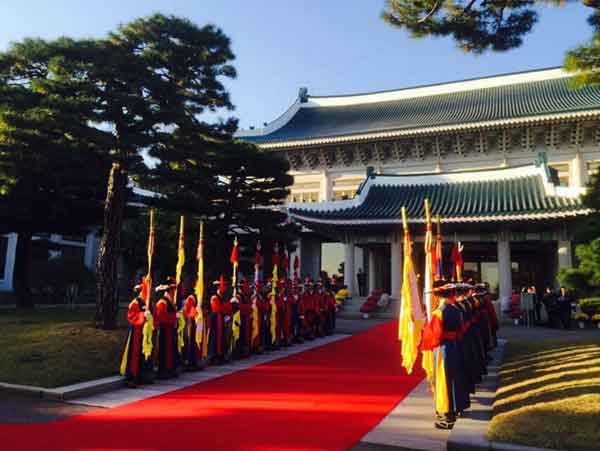 10張圖帶你了解李克強總理訪韓第一天
